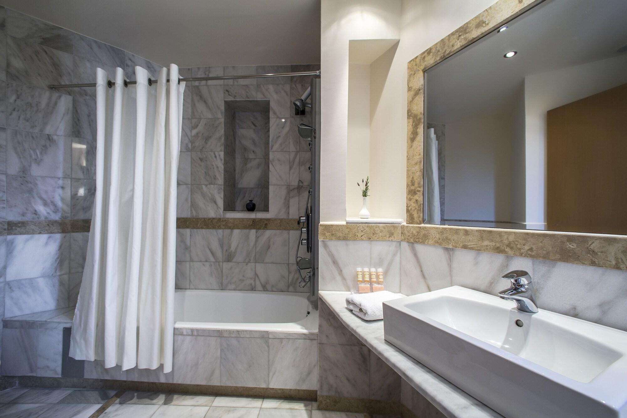 Dekelia Hotel Афины Экстерьер фото