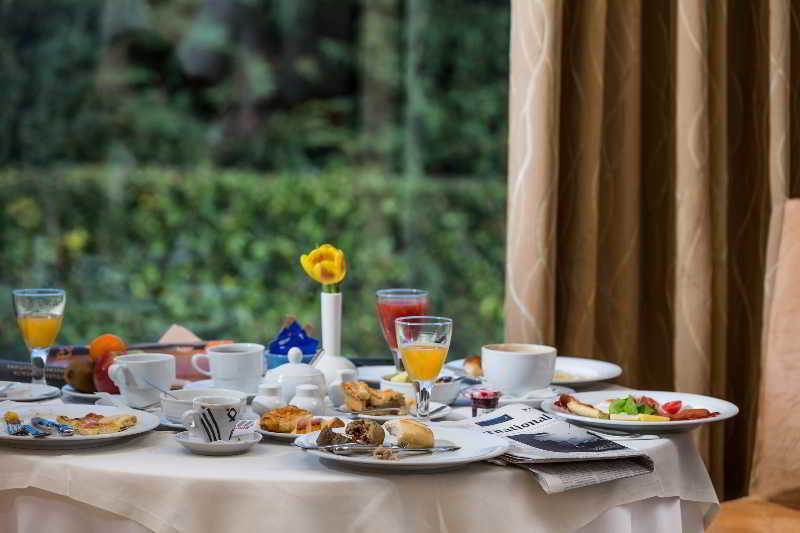 Dekelia Hotel Афины Экстерьер фото
